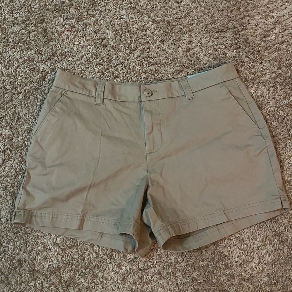 Magellan Outdoor Women's Tan Shorts Made For Comfort Cotton Everyday Wear NWT